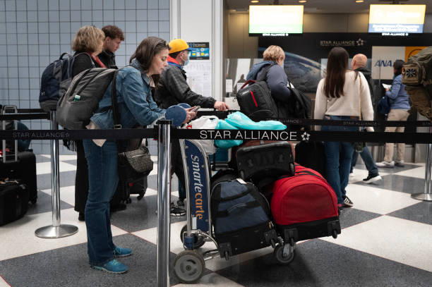 IL: Air Travel Demand Expect To Soar Even Higher For Summer Vacation Season