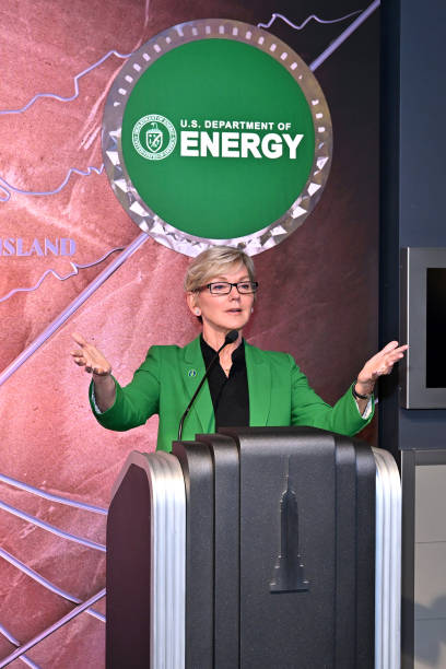 NY: Secretary Jennifer M. Granholm Lights the Empire State Building