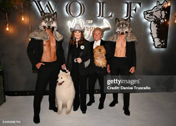 256 Todd Wolf Photos & High Res Pictures - Getty Images