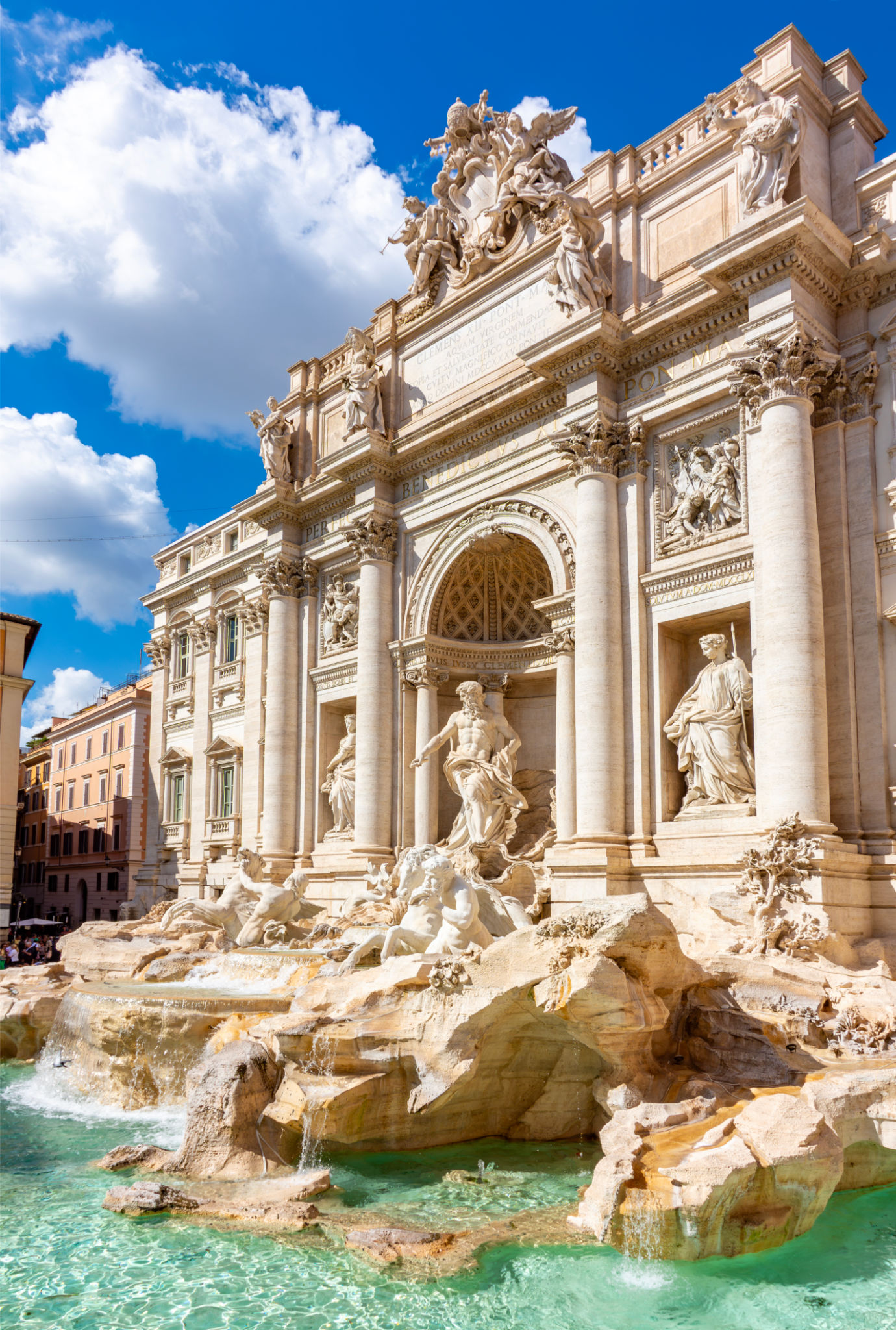 trevi fountain