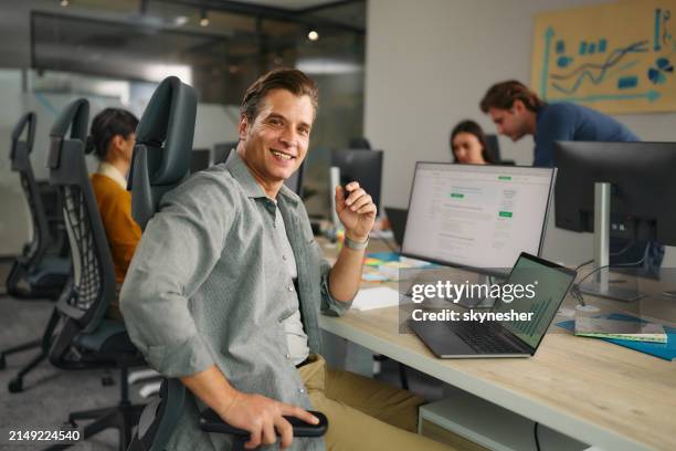 Happy Program Manager 1,036 Happy Programmer Stock Photos, High-Res Pictures, and Images ...