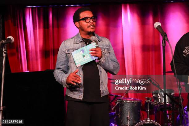 Ran Butler 715 Kim Butler Photos & High Res Pictures - Getty Images