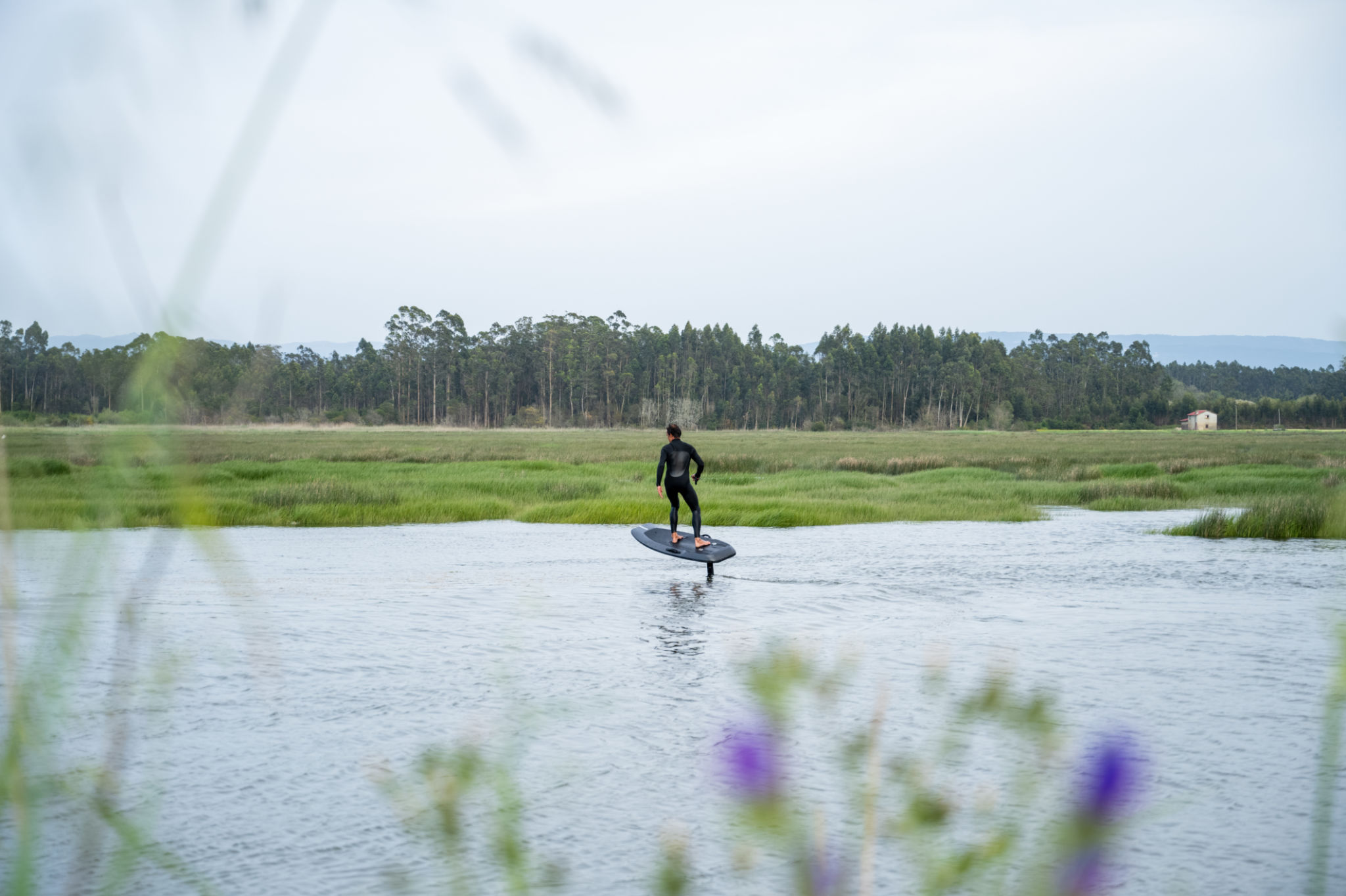 electric hydrofoil lake