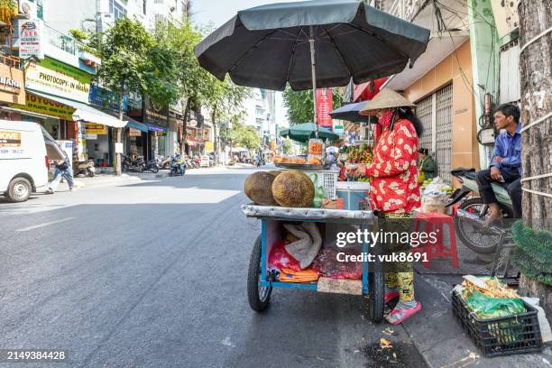 fruit sales - paddy wagon stock pictures, royalty-free photos & images