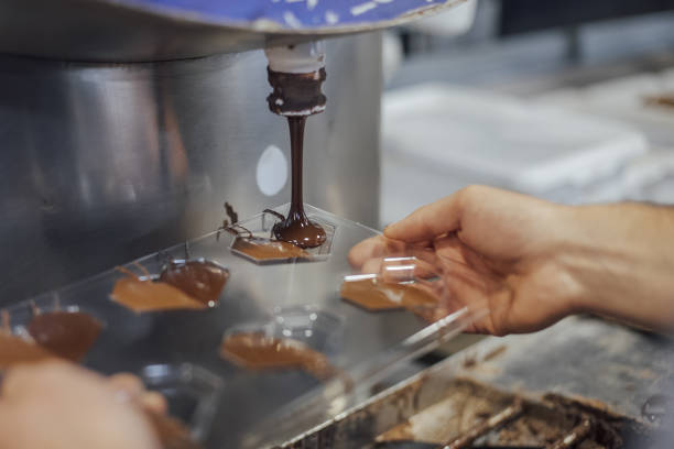 FRA: Traditional Chocolate Making in France