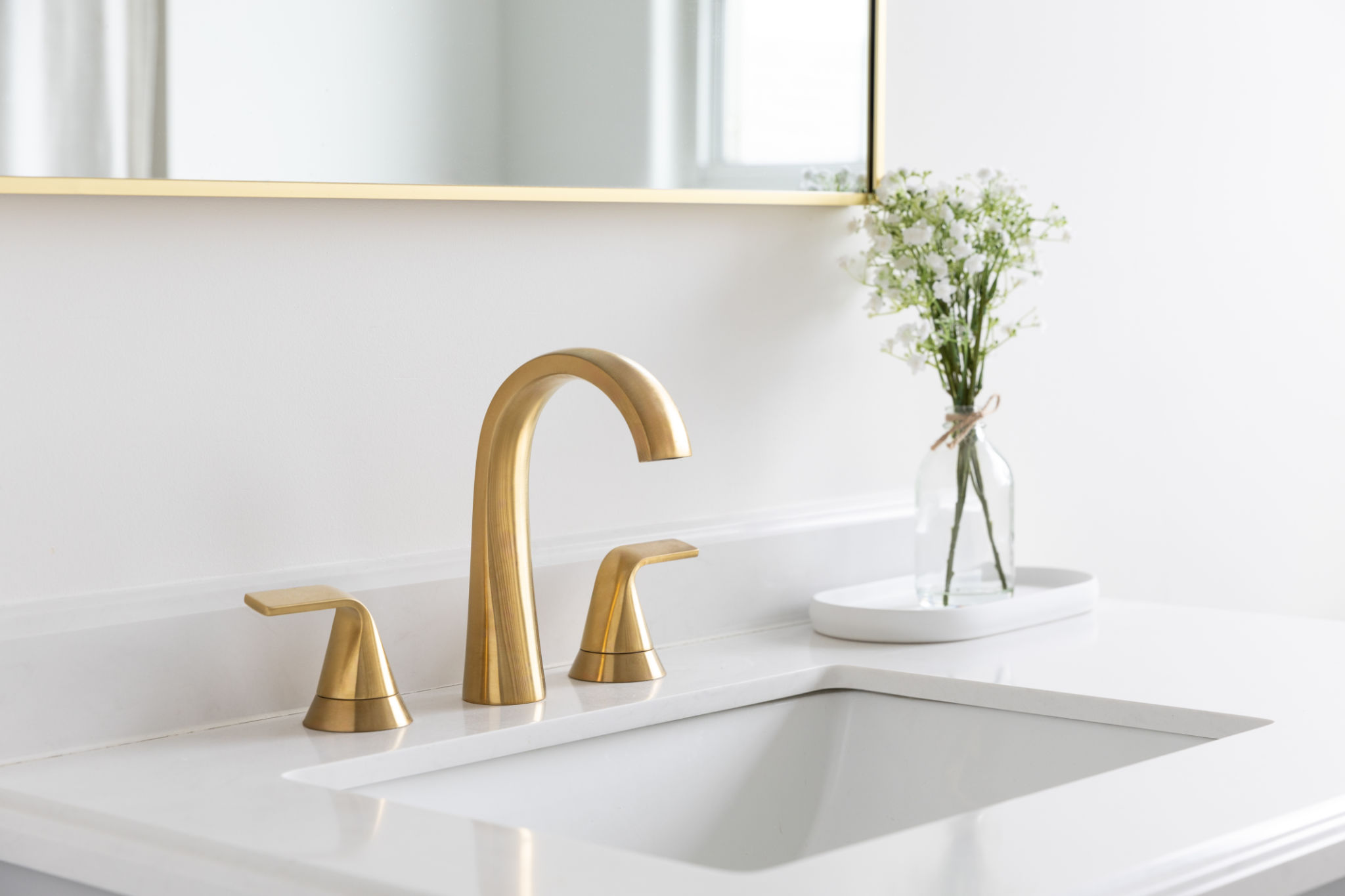 modern bathroom fixtures