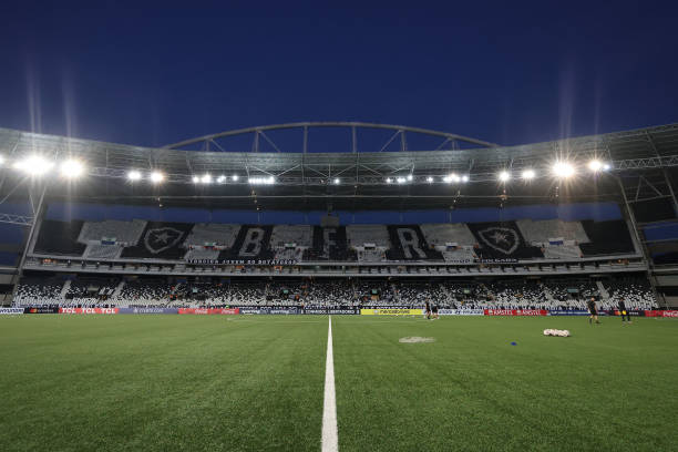 BRA: Botafogo v Universitario - Copa CONMEBOL Libertadores 2024