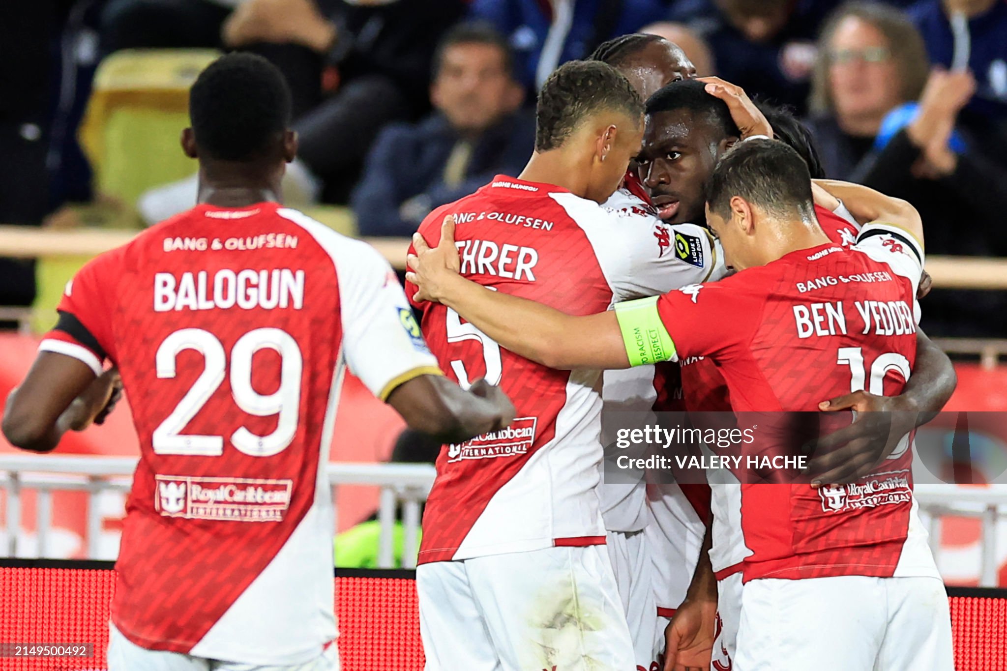 Monaco beats Lille and delays PSG's celebration