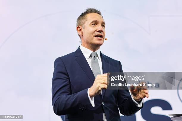 Jens Ritter Back 103 Jens Ritter Stock Photos, High-Res Pictures, and Images - Getty Images