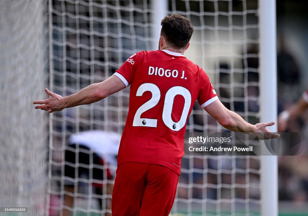 Fulham FC v Liverpool FC - Premier League