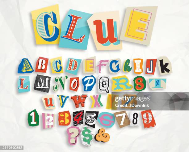 illustrations, cliparts, dessins animés et icônes de l’alphabet de conception de police retro mystery comprend des lettres majuscules et des chiffres sur fond de papier émietté - lettre majuscule