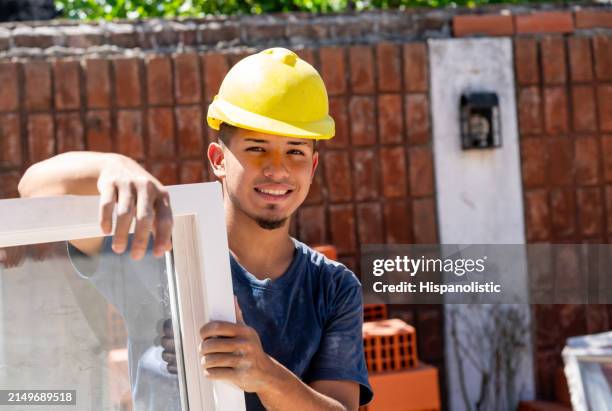 Workerboy 1,403 Construction Worker Boy Stock Photos, High-Res Pictures, and ...
