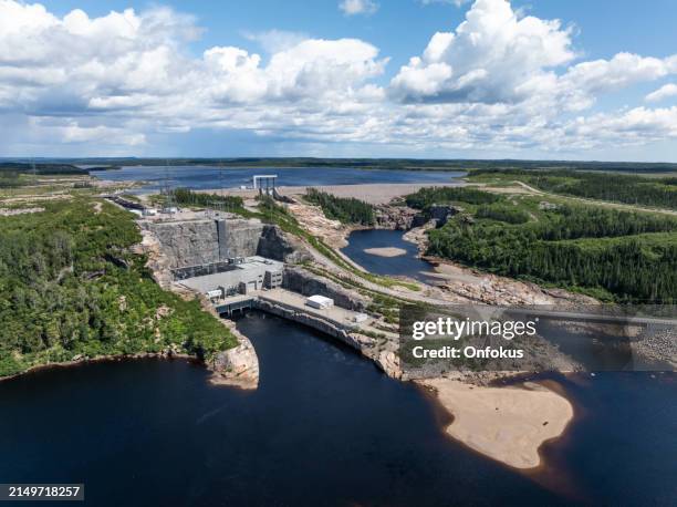 aerial view of hydro electricity dam, quebec, canada - hydroelectric power station stock pictures, royalty-free photos & images