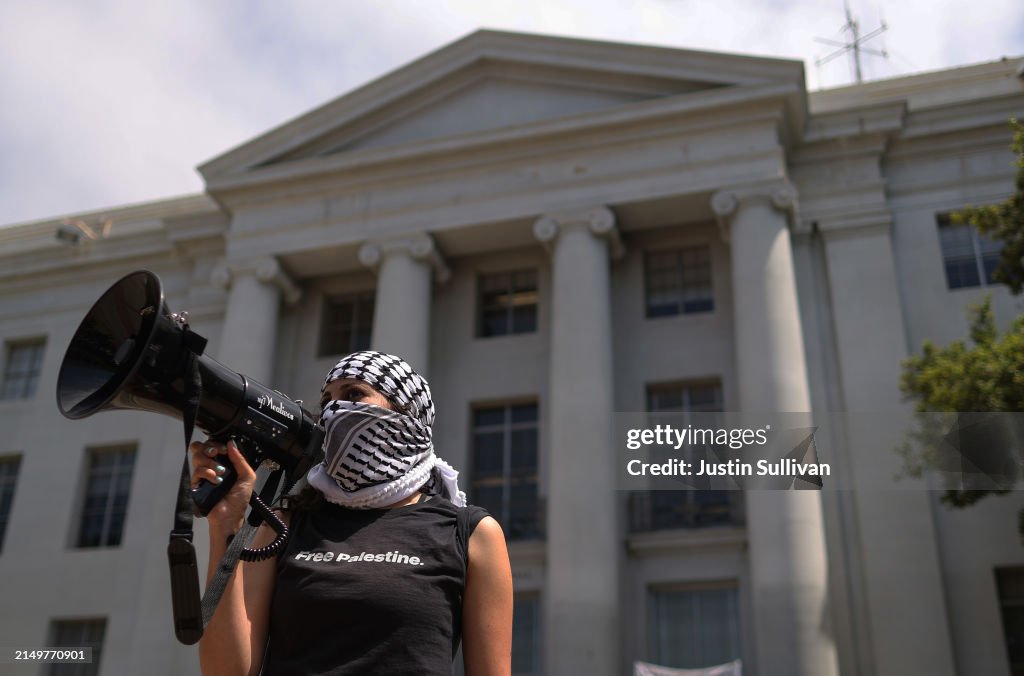 UC Berkeley Students Hold Rally In Support Of Gaza