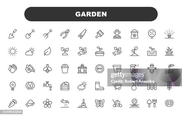 ilustrações, clipart, desenhos animados e ícones de ícones da linha jardim. traçado editável. contém ícones como pá, pá, meio ambiente, ecologia, jardineiro, semente, planta, fruta, vegetal, natureza, flor, paisagem, fazenda, agricultura, folha, orgânico. - enxada-equipamento-de-jardinagem