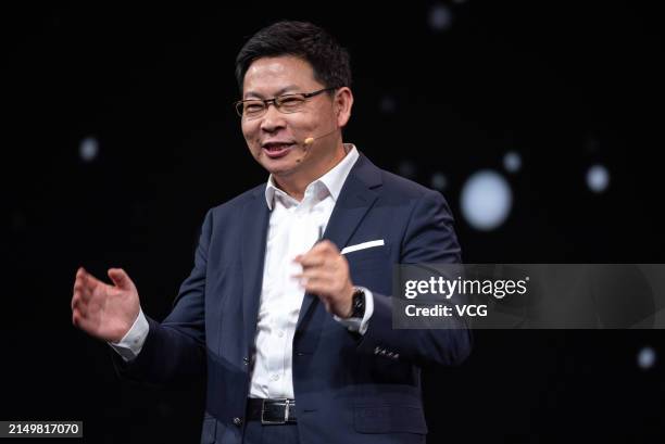 Richard Yu Router Richard Yu Photos and Premium High Res Pictures - Getty Images