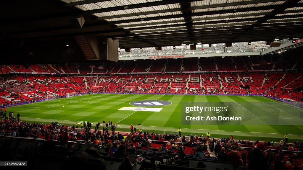 Manchester United v Burnley FC - Premier League