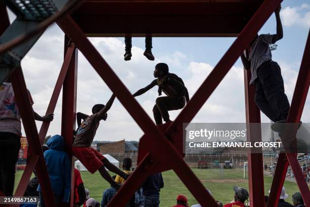 6,349 Economic Freedom Fighters Stock Photos, High-Res Pictures, and