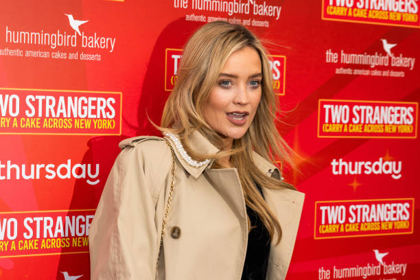 GBR: "Two Strangers (Carry A Cake Across New York)" West End Opening – Arrivals