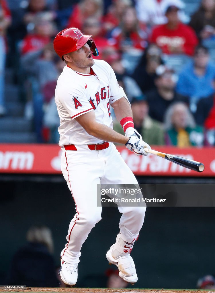 Baltimore Orioles v Los Angeles Angels