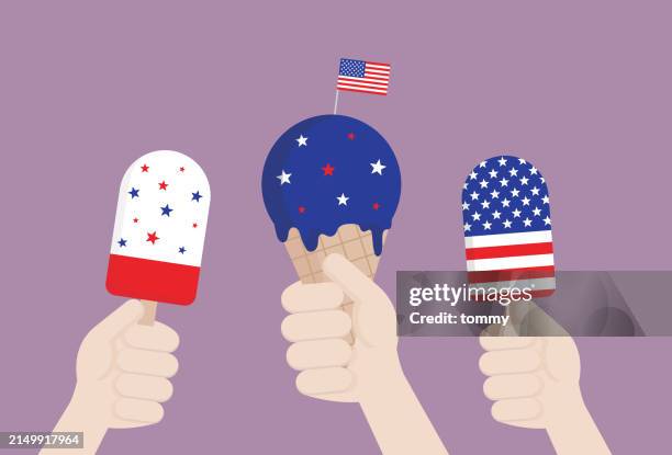 ilustraciones, imágenes clip art, dibujos animados e iconos de stock de celebración americana del día de los caídos, día de los veteranos, 4 de julio con helado - cuchara-de-helado
