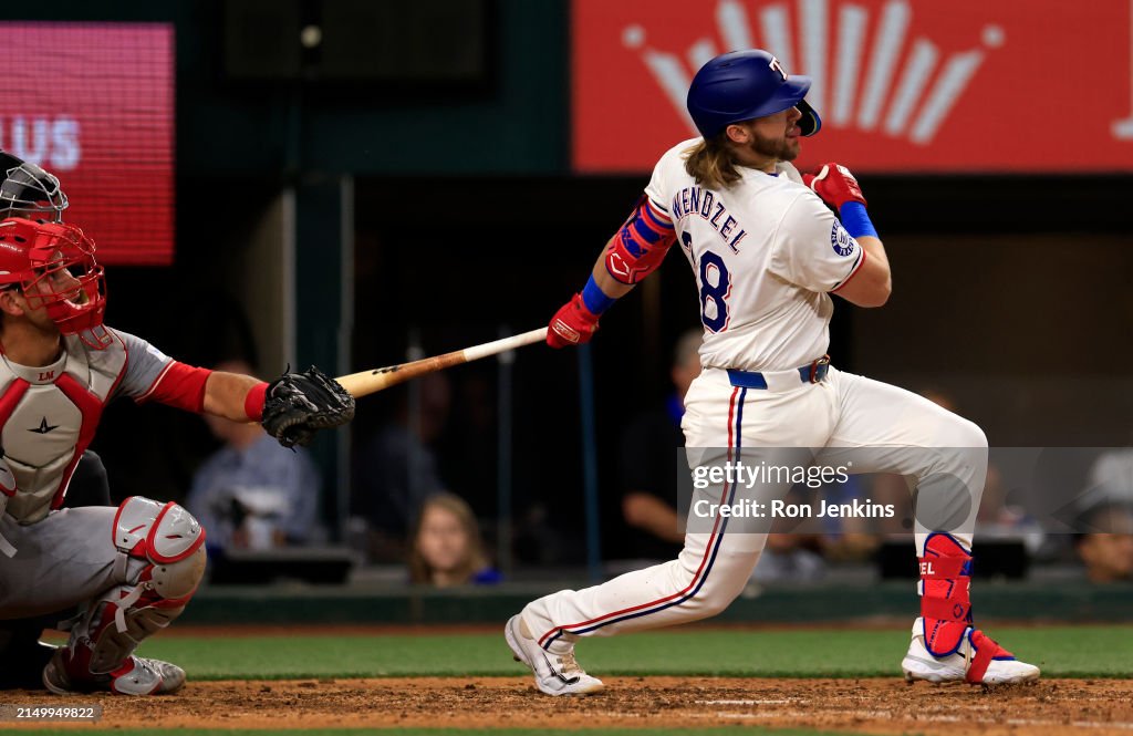 Cincinnati Reds v Texas Rangers