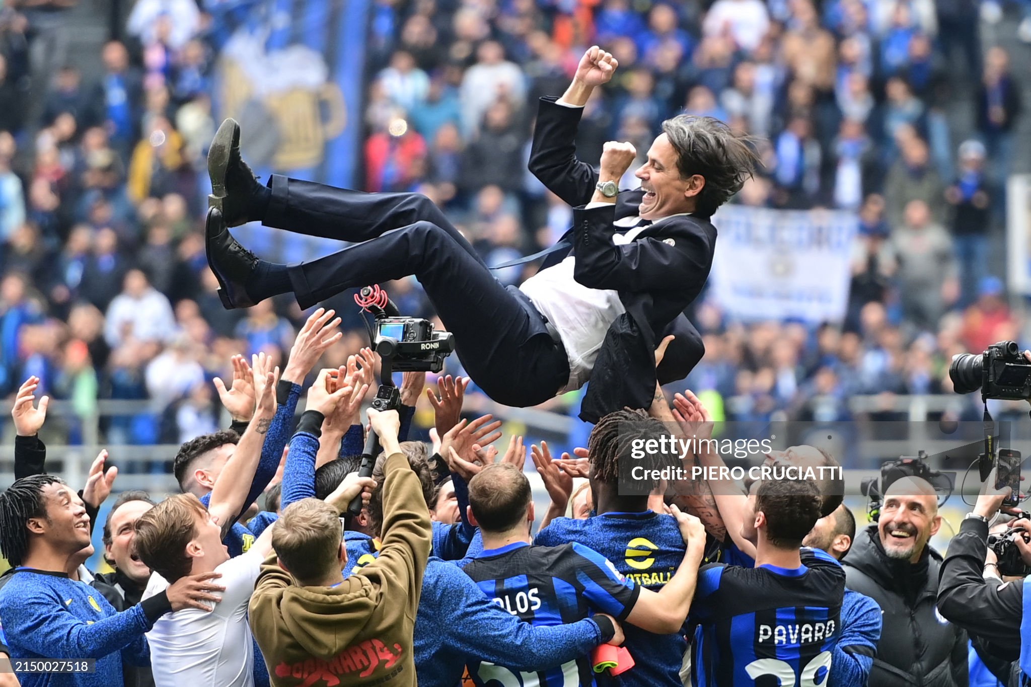 Front pages full of tension: Italian newspapers fuel Scudetto fever