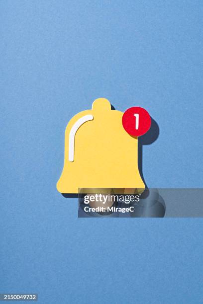 notification bell with one notification red dot, paper craft - símbolo de informação imagens e fotografias de stock