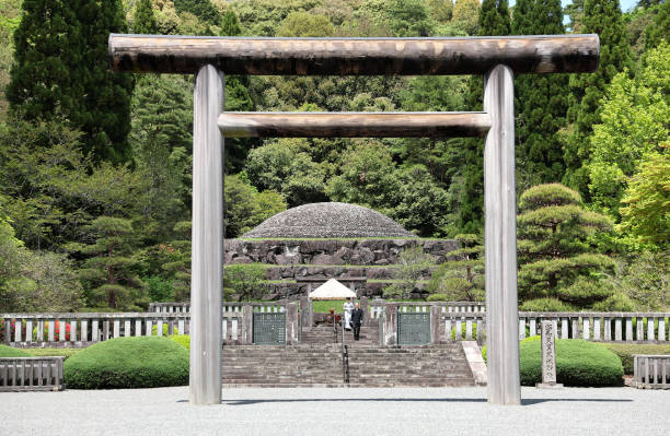 JPN: Princess Aiko Visits Musashi Imperial Graveyard