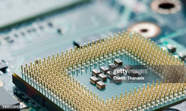 1,046 Resistor Capacitor Circuit Stock Photos, High-Res Pictures, and ...