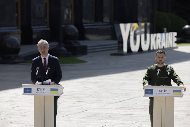 UKR: NATO Secretary-General Jens Stoltenberg Says "Not Too Late for Ukraine" to Prevail in War
