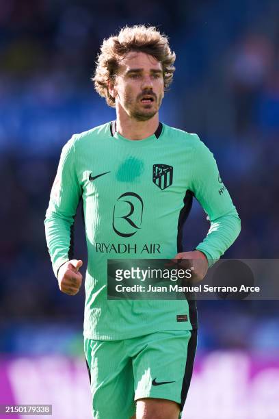 Antoine Griezmann of Atletico Madrid looks on during the LaLiga EA Sports match between Deportivo Alaves and Atletico Madrid at Estadio de...