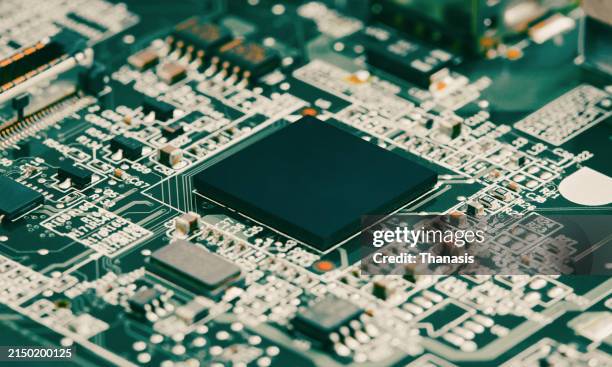 Transistor Computer Photos and Premium High Res Pictures - Getty Images