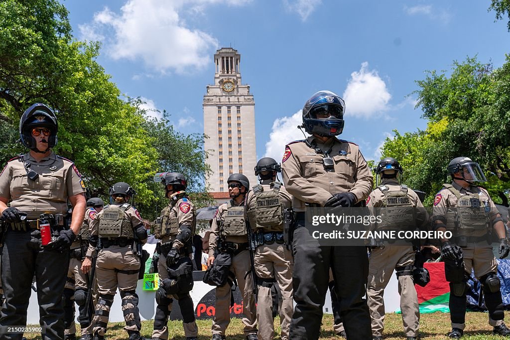 TOPSHOT-US-PALESTINIAN-ISRAEL-CONFLICT-EDUCATION-DEMONSTRATION