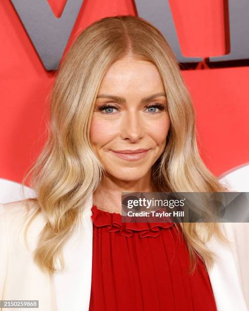Kelly Ripa 200 20,616 Kelly Ripa Photos & High Res Pictures - Getty Images