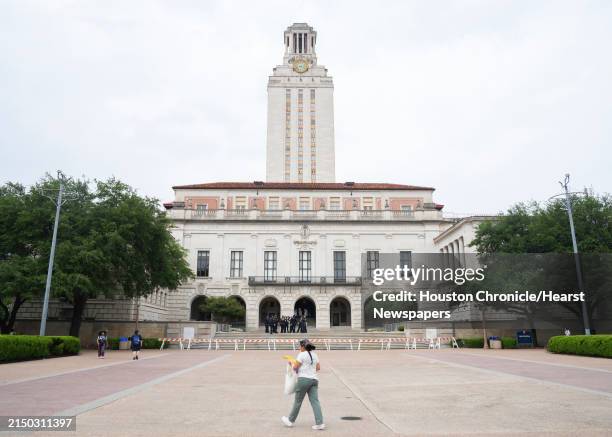 Law enforcement and barricades block the area in front of the UT Tower on the campus of the University of Texas at Austin, Thursday, April 25 in...