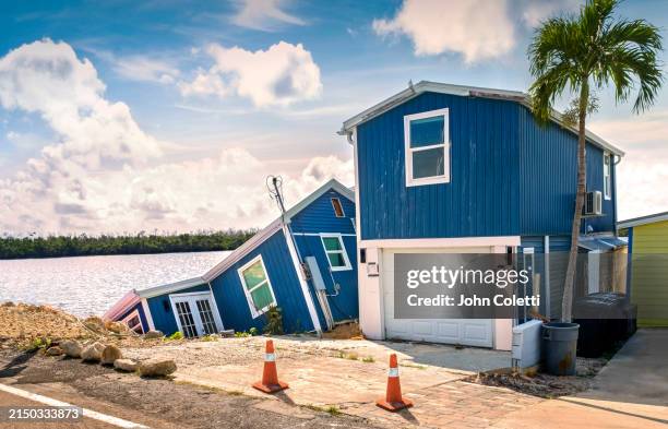 hurricane force winds & water damage house (hurricane ian) - matlacha stock pictures, royalty-free photos & images