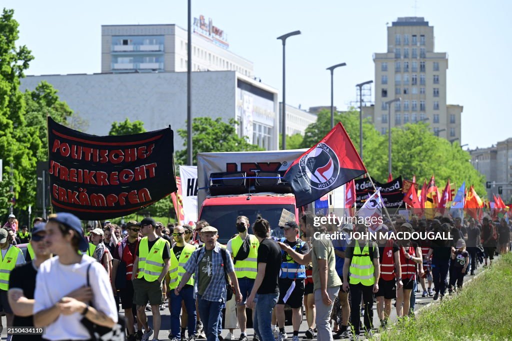 GERMANY-MAYDAY-POLITICS-LABOUR-PARADE