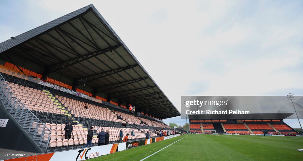 Barnet FC v Solihull Moors - Vanarama National League Play-Off Semi-Final
