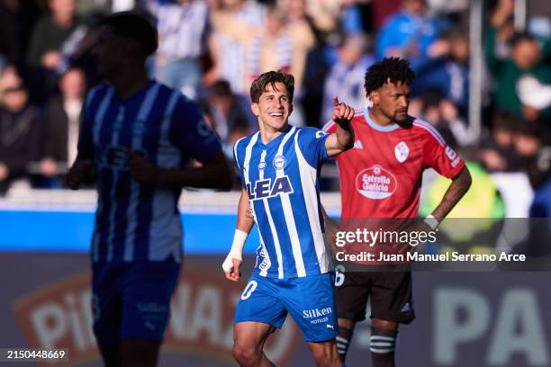 Giuliano Simeone of Deportivo Alaves celebrates after scoring goal during the LaLiga EA Sports match between Deportivo Alaves and Celta Vigo at...