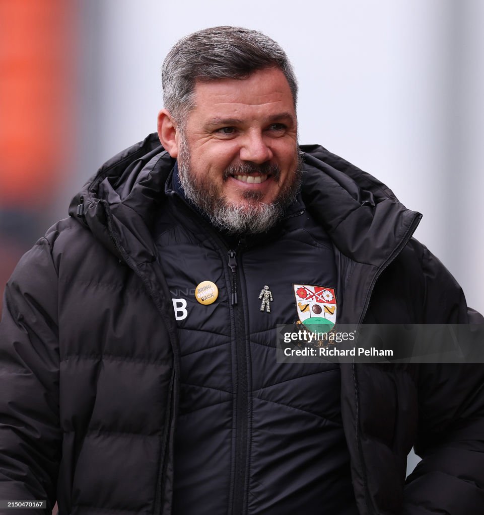 Barnet FC v Solihull Moors - Vanarama National League Play-Off Semi-Final