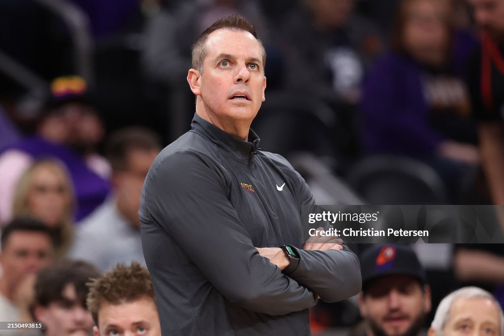 Minnesota Timberwolves v Phoenix Suns - Game Three