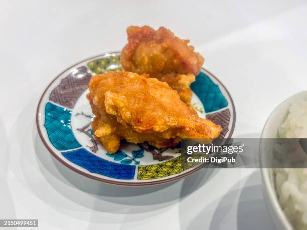 crispy karaage chicken as a perfect side dish - karaage stock pictures, royalty-free photos & images