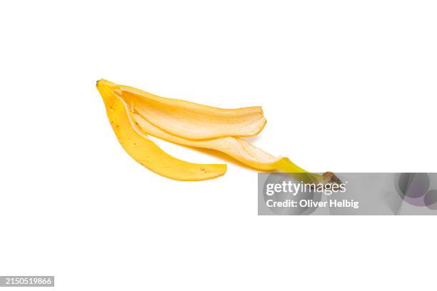 banana peel - pitfall stockfoto's en -beelden