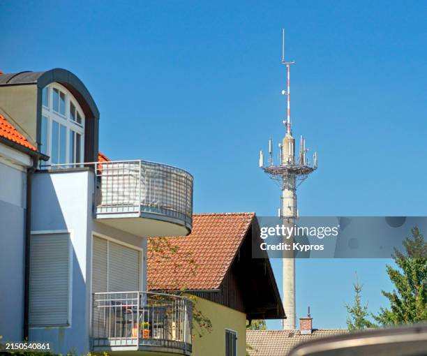 antenna or cell phone aerial tower - the bad aibling station stock pictures, royalty-free photos & images