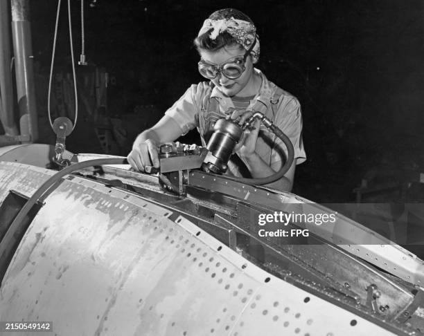Lockheed Rivet 58 Lockheed Vega Stock Photos, High-Res Pictures, and Images - Getty Images