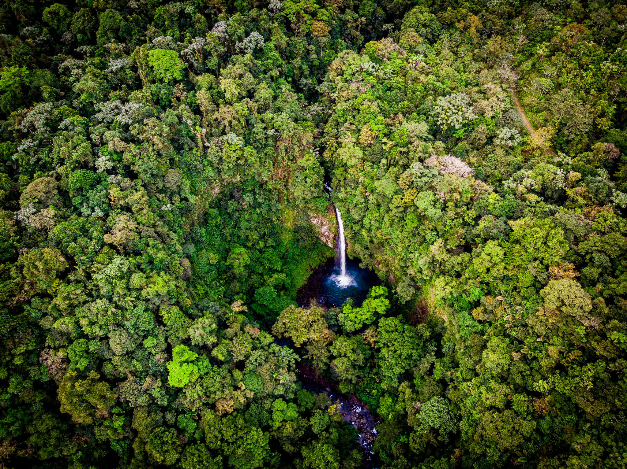 la fortuna waterfall