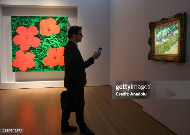 Spring Auction 651 Spring Art Auction Stock Photos, High-Res Pictures, and Images ...