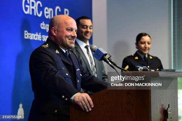 David Teboul Rcmp 38 Rcmp Assistant Commissioner Stock Photos, High-Res Pictures, and ...
