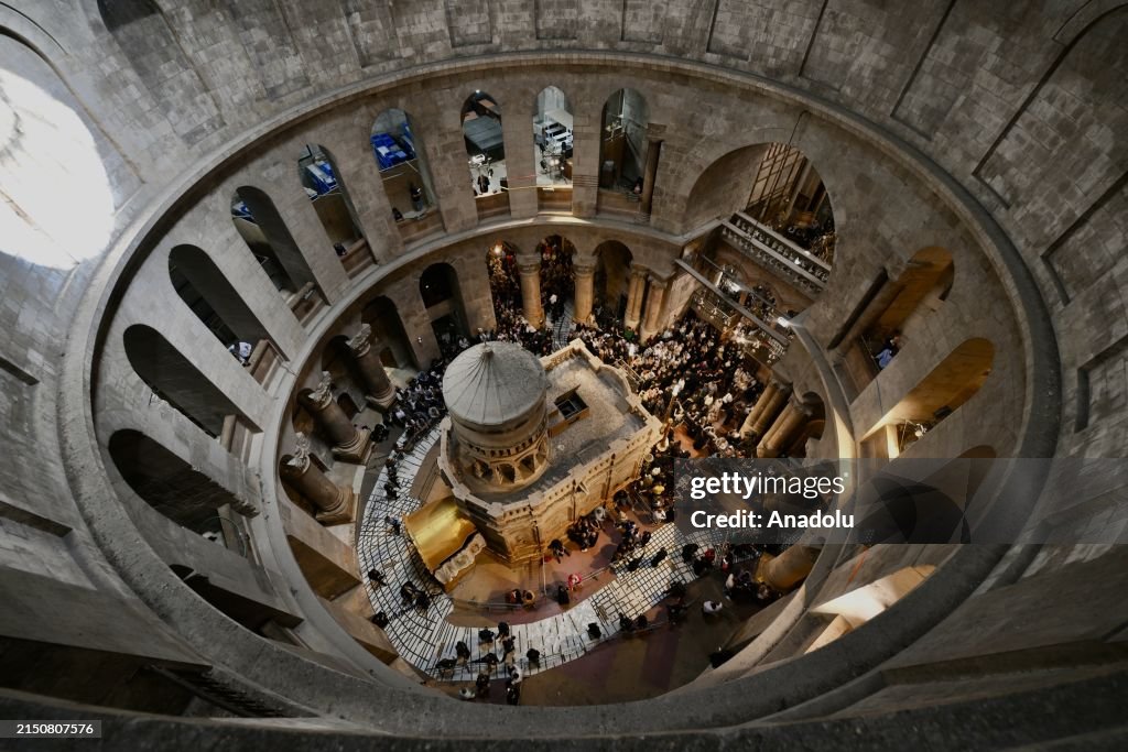 Christians mark Holy Saturday in Jerusalem